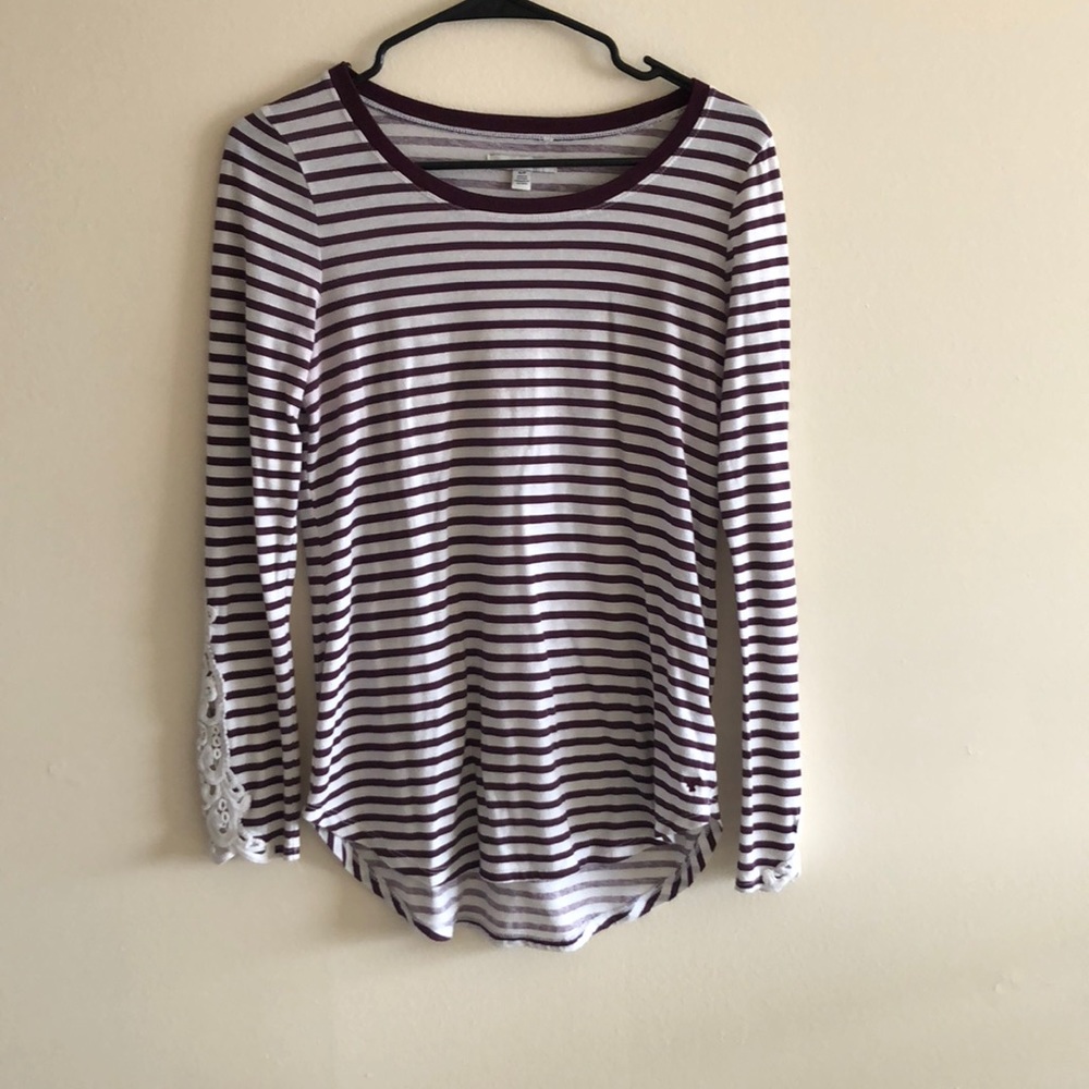 AE lace embroidered long sleeve